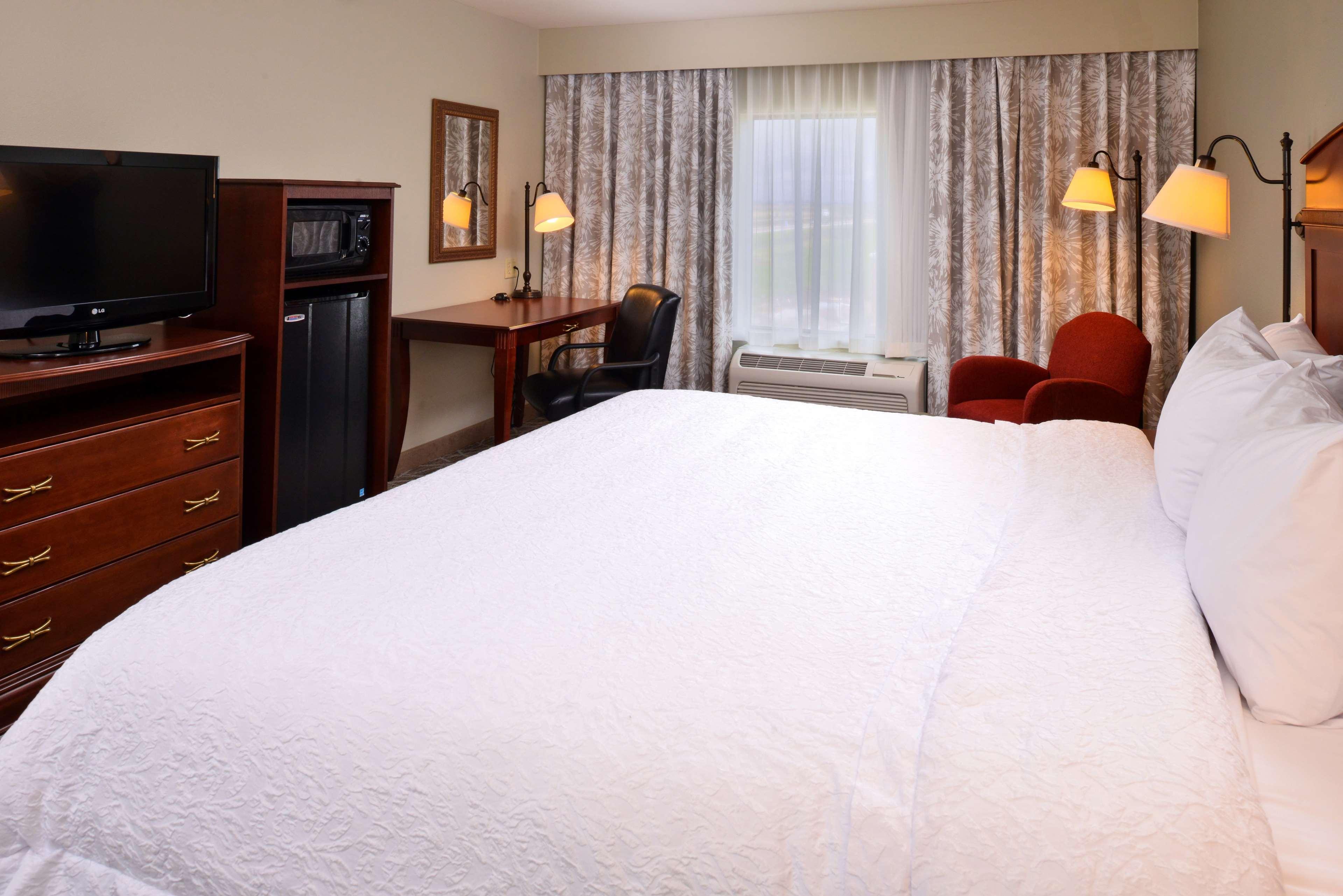 Hampton Inn By Hilton Litchfield Ngoại thất bức ảnh