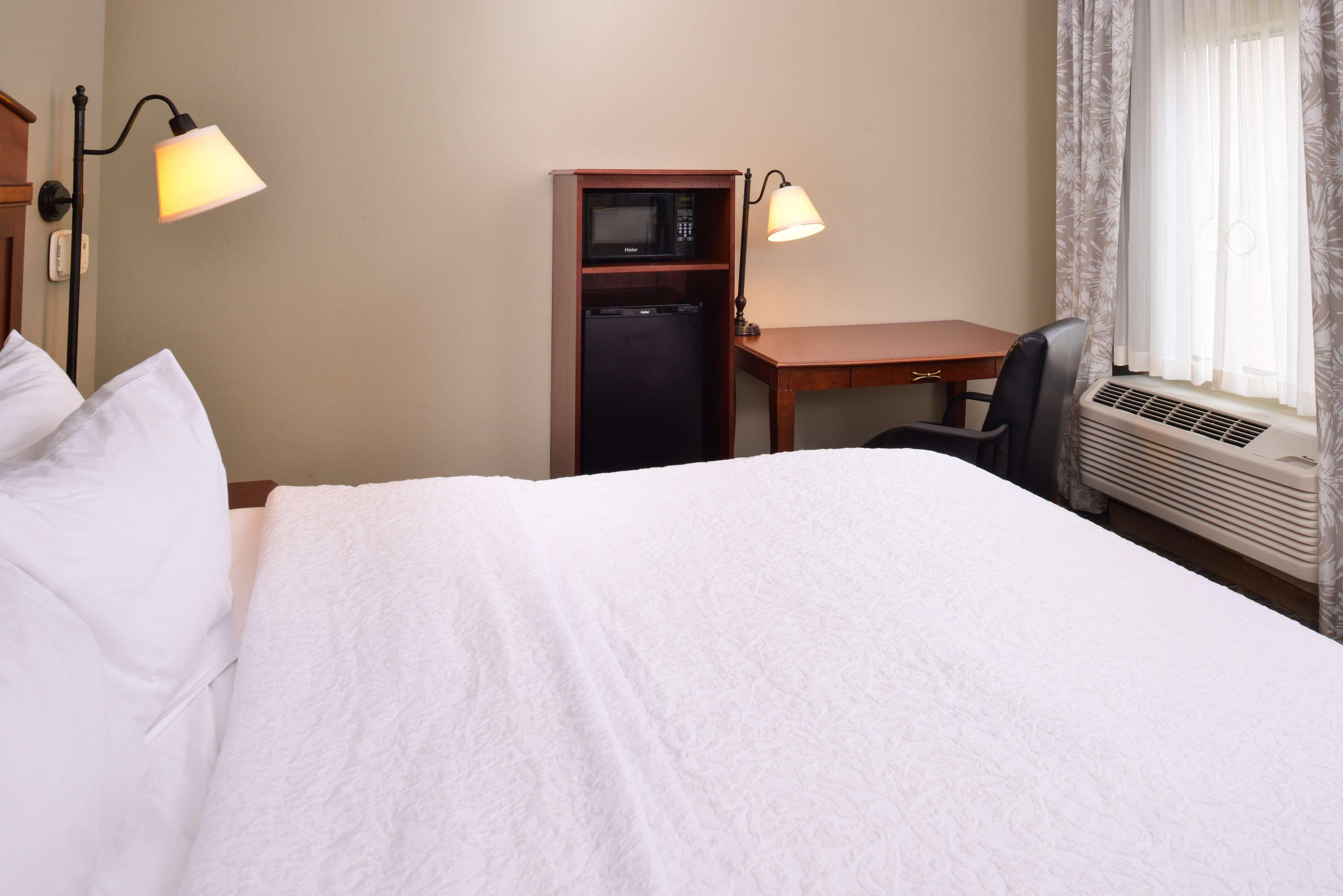 Hampton Inn By Hilton Litchfield Ngoại thất bức ảnh
