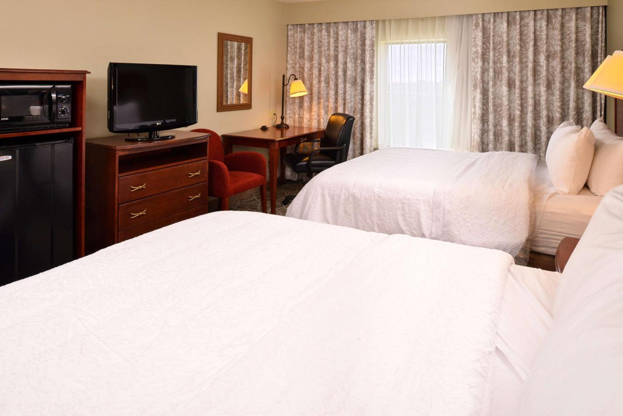 Hampton Inn By Hilton Litchfield Ngoại thất bức ảnh