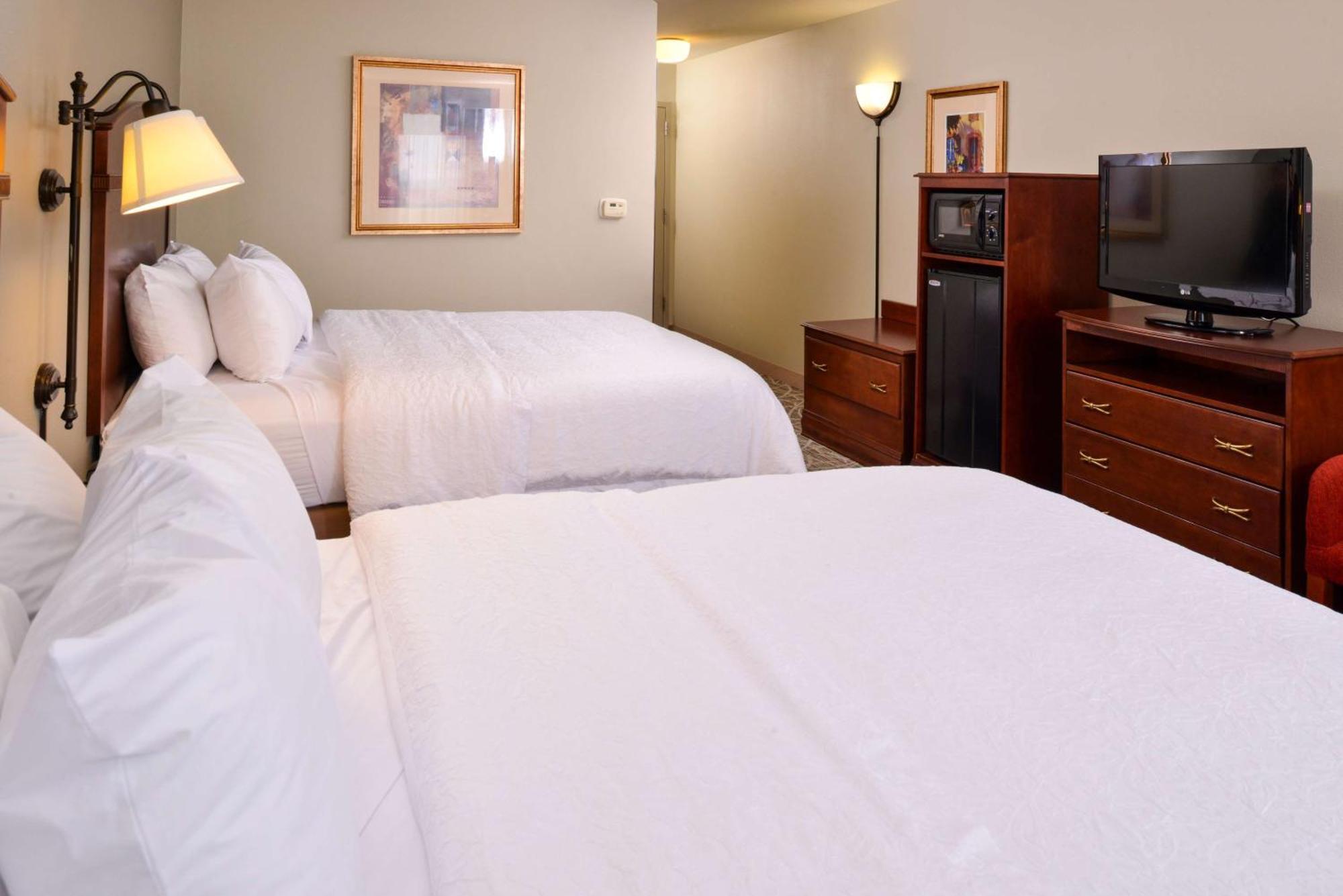 Hampton Inn By Hilton Litchfield Ngoại thất bức ảnh