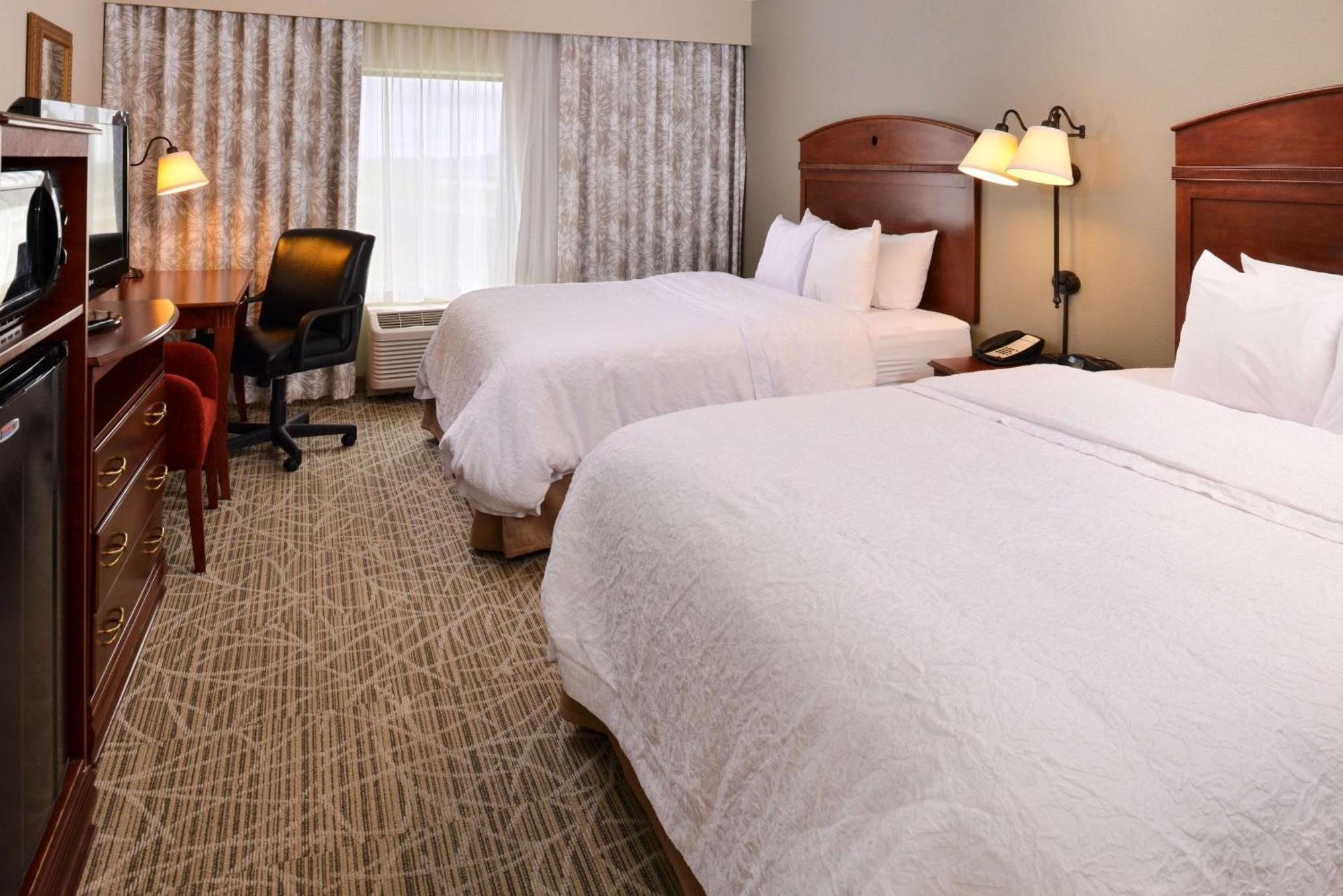 Hampton Inn By Hilton Litchfield Ngoại thất bức ảnh