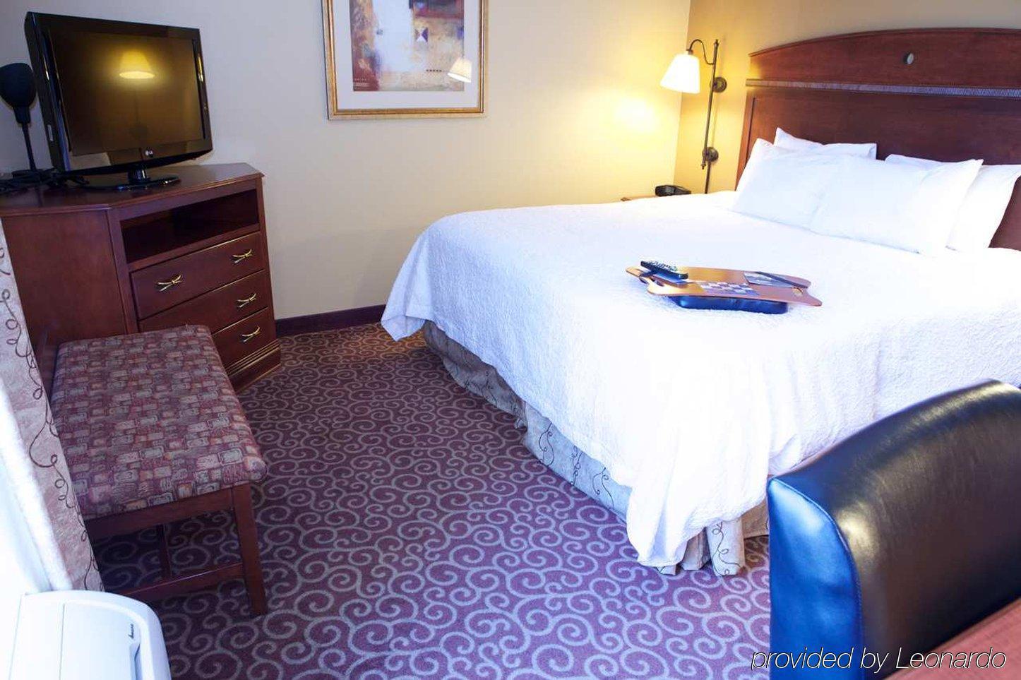 Hampton Inn By Hilton Litchfield Ngoại thất bức ảnh
